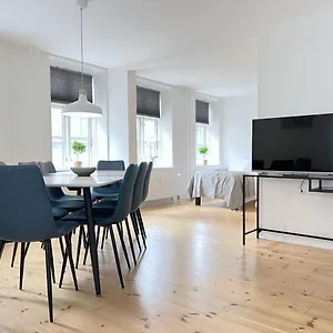 2 Bedroom Lejlighed